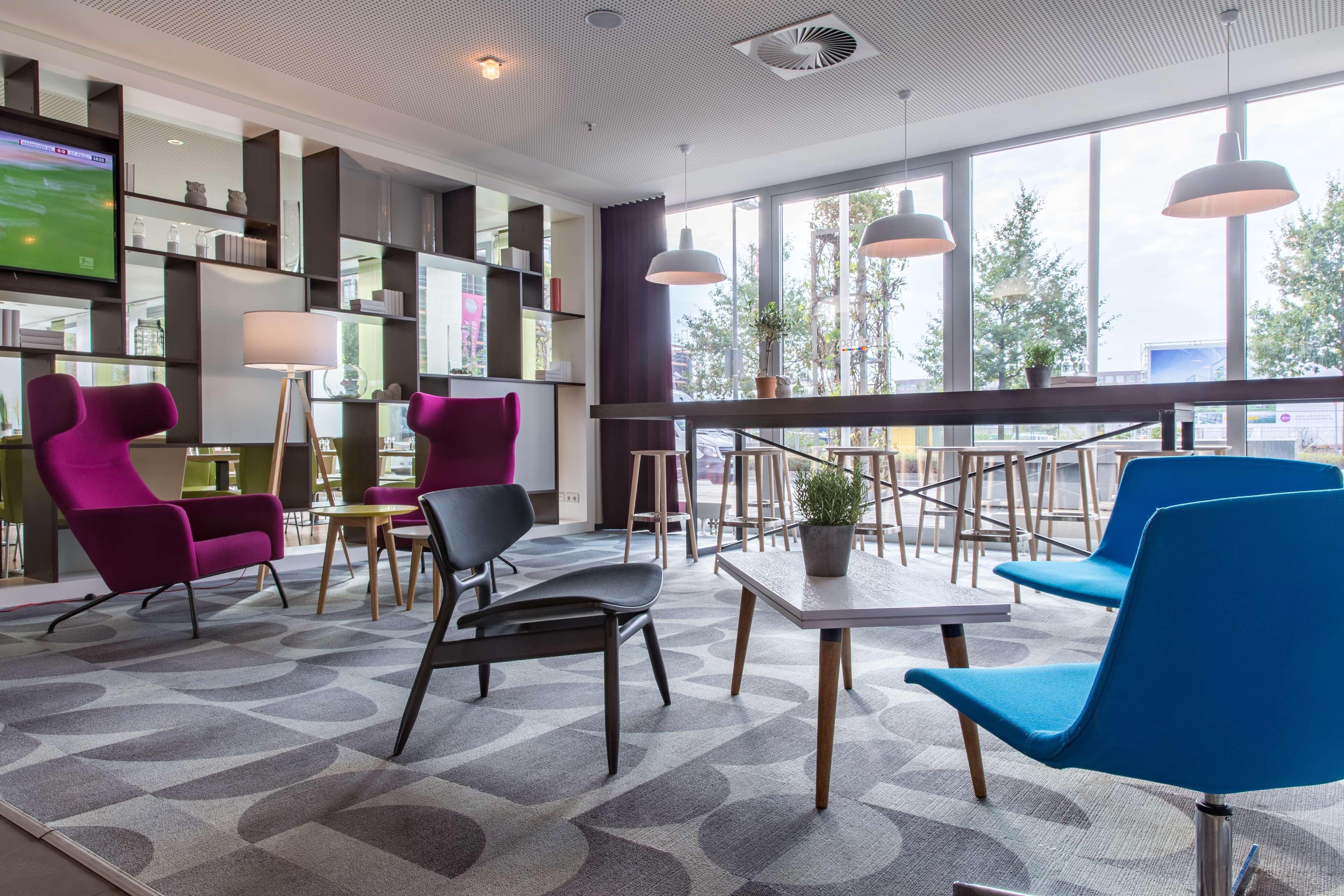 Park Inn By Radisson Frankfurt Airport Frankfurt am Main Bagian luar foto